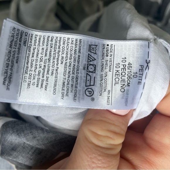 NWT BANANA REPUBLIC GREY WHITE STRIPE LINEN ROMPER. SIZE 10Petite - Picture 11 of 11